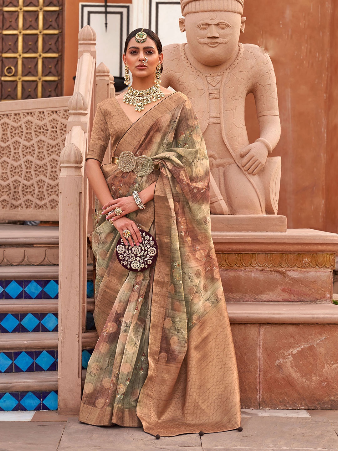

Mitera Green & Gold-Toned Ethnic Motifs Zari Organza Saree