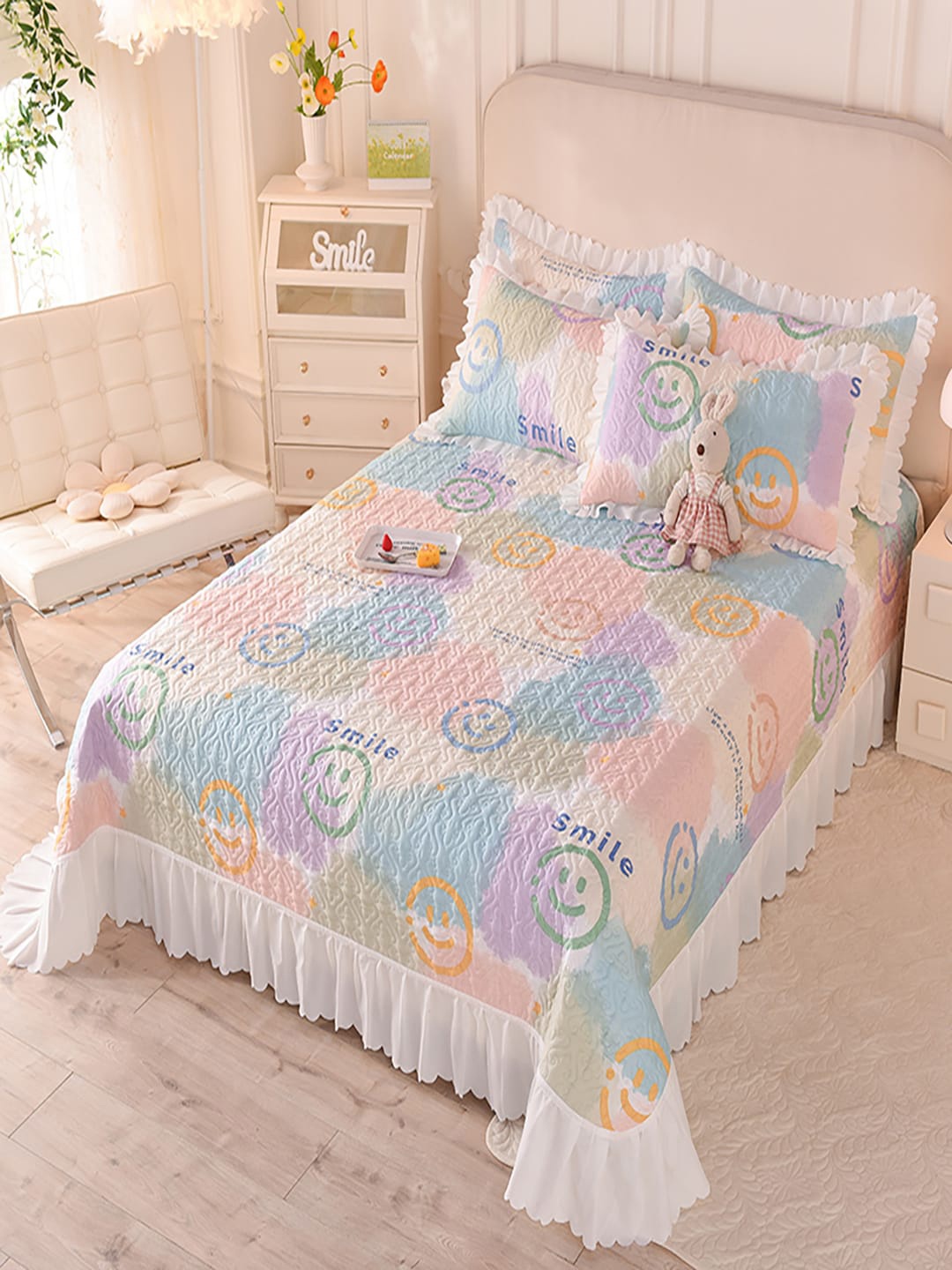 

JC Collection Pink & Blue Quilted 162 TC Double XL Bed Cover With 2 Pillow Covers