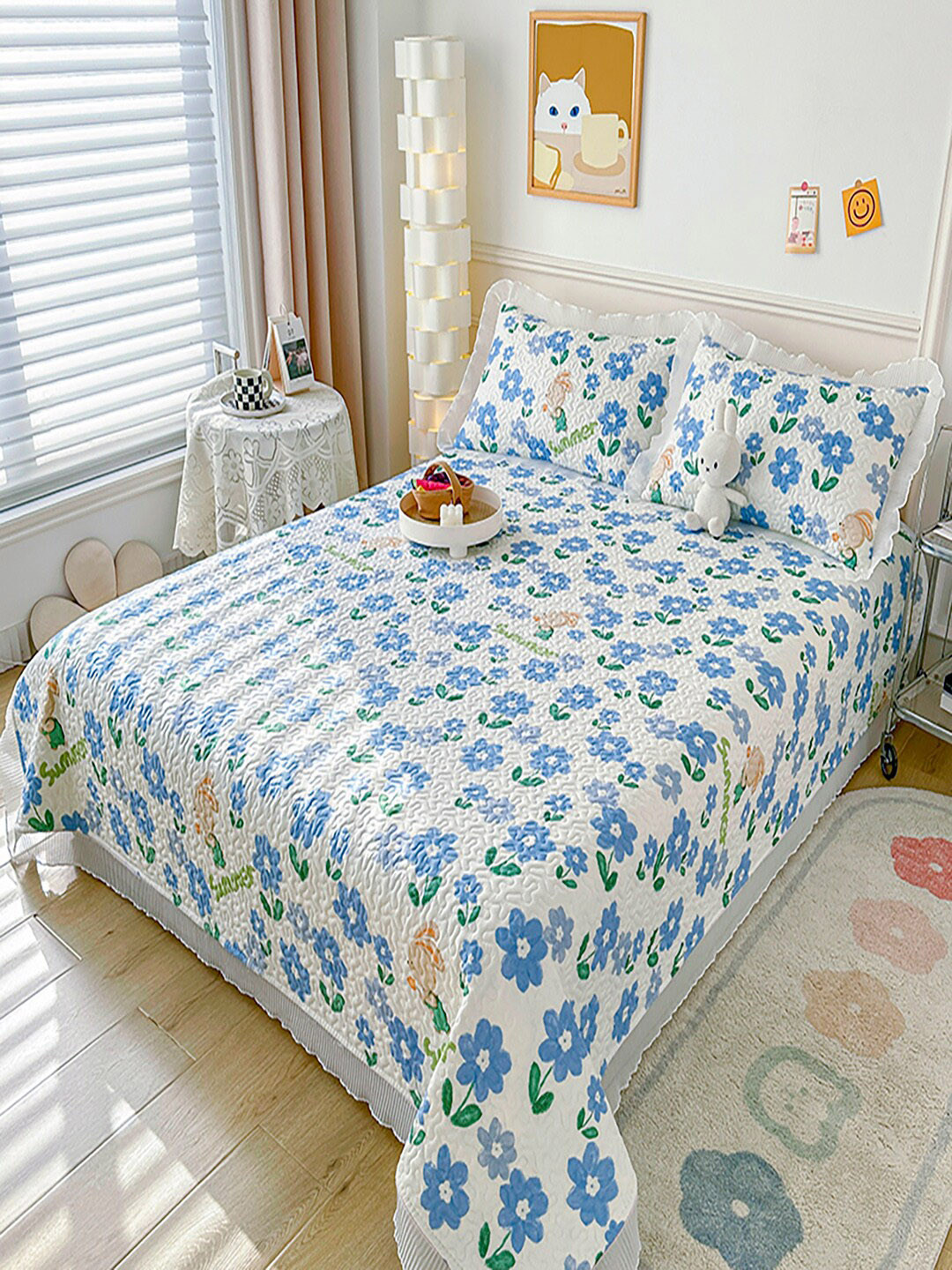 

JC Collection Blue & White Self Design 162 GSM Superking Bed Cover With 2 Pillow Covers