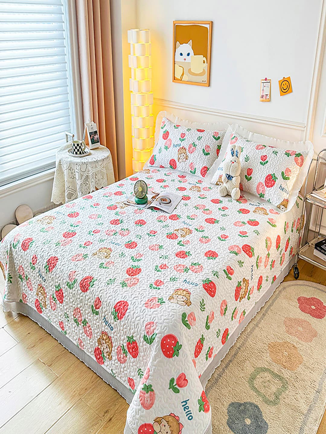 

JC Collection Blue & Pink Printed 162 TC Double Queen Bed Cover With 2 Pillow Covers