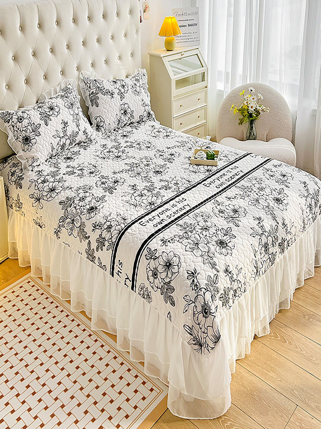 

JC Collection White & Black Floral Printed 162 TC Double XL Bed Cover With 2 Pillow Covers