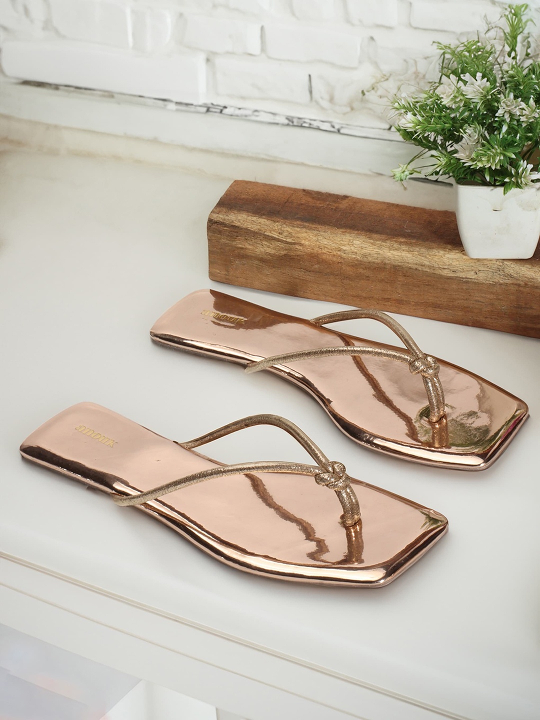 

Anouk Textured Open Toe Flats, Rose gold