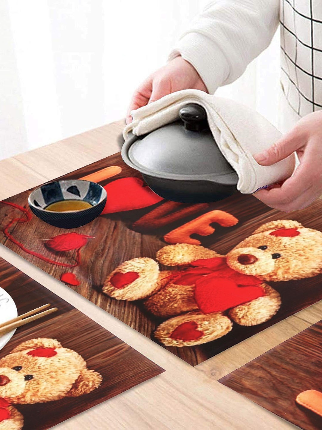 

Dakshya Industries Red 6-Pieces Printed Rectangular Table Placemats