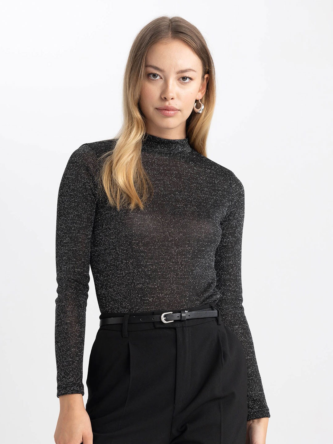 

DeFacto Self Design High Neck Top, Black