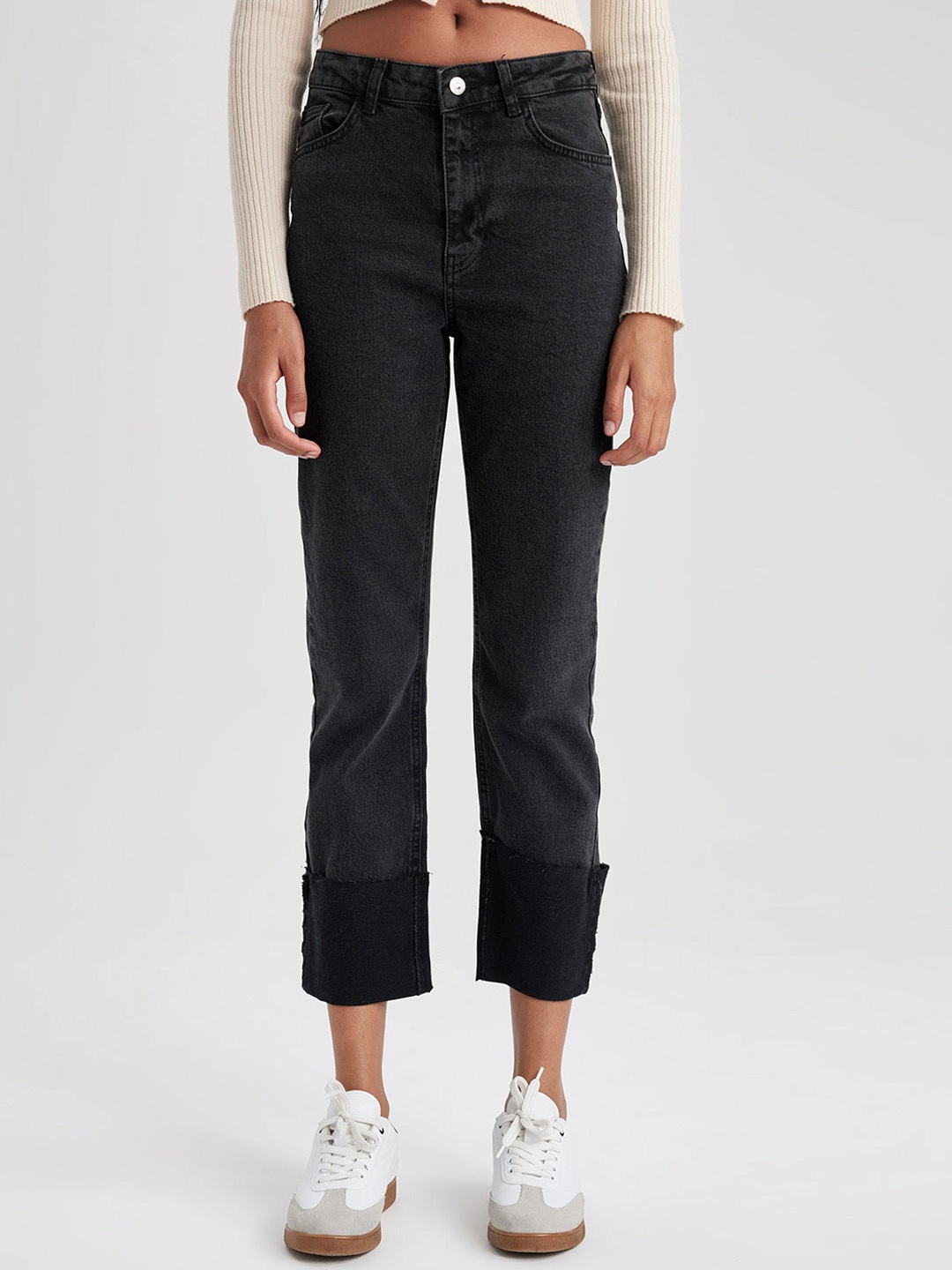 

DeFacto Women Clean Look Mid Rise Cotton Jeans, Black