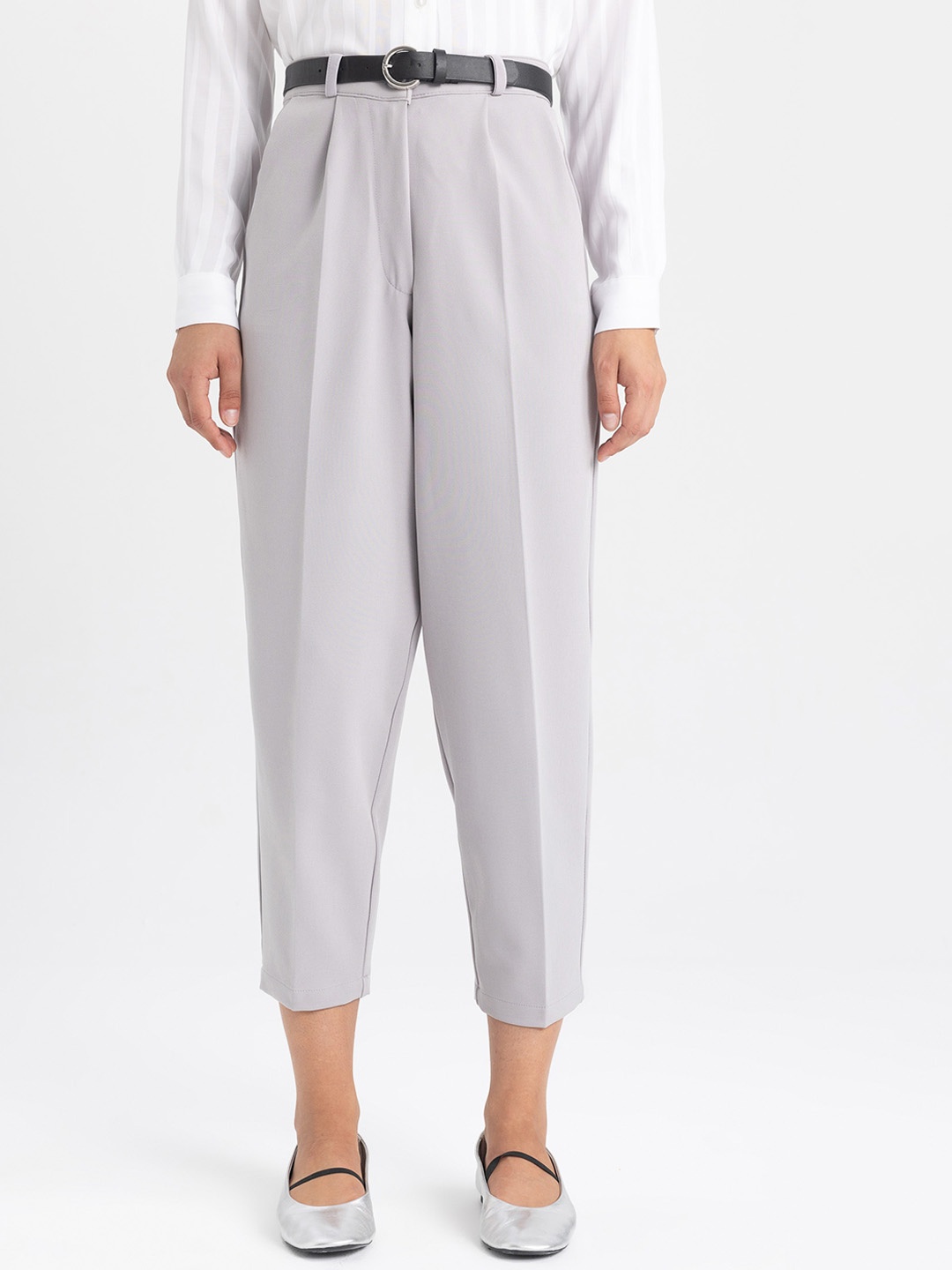 

DeFacto Women Pleated Cropped Trousers, Grey