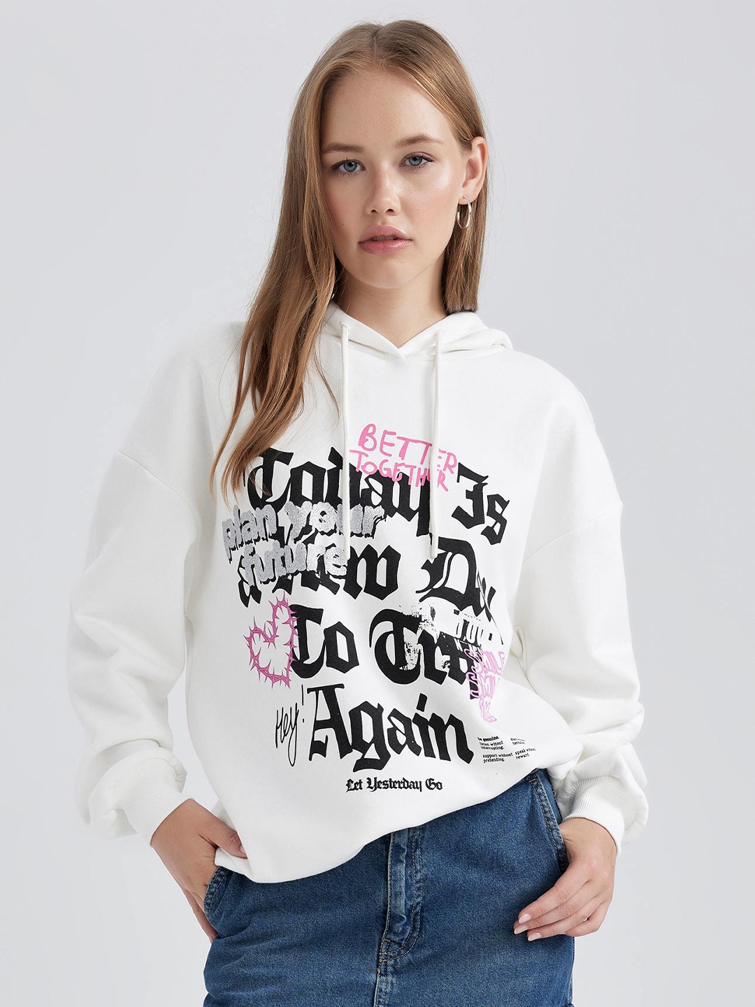 

DeFacto Hooded Printed Pullover Sweatshirt, White