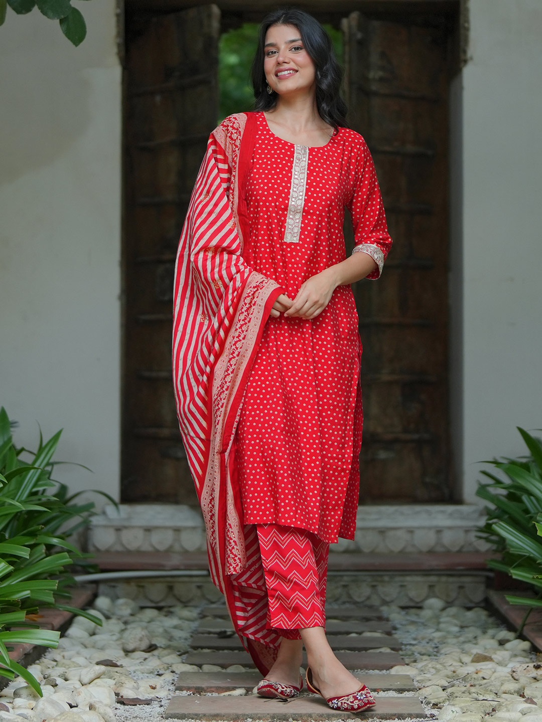 

Libas Bandhani Printed Round Neck Sequined Straight Kurta & Trousers With Dupatta, Red