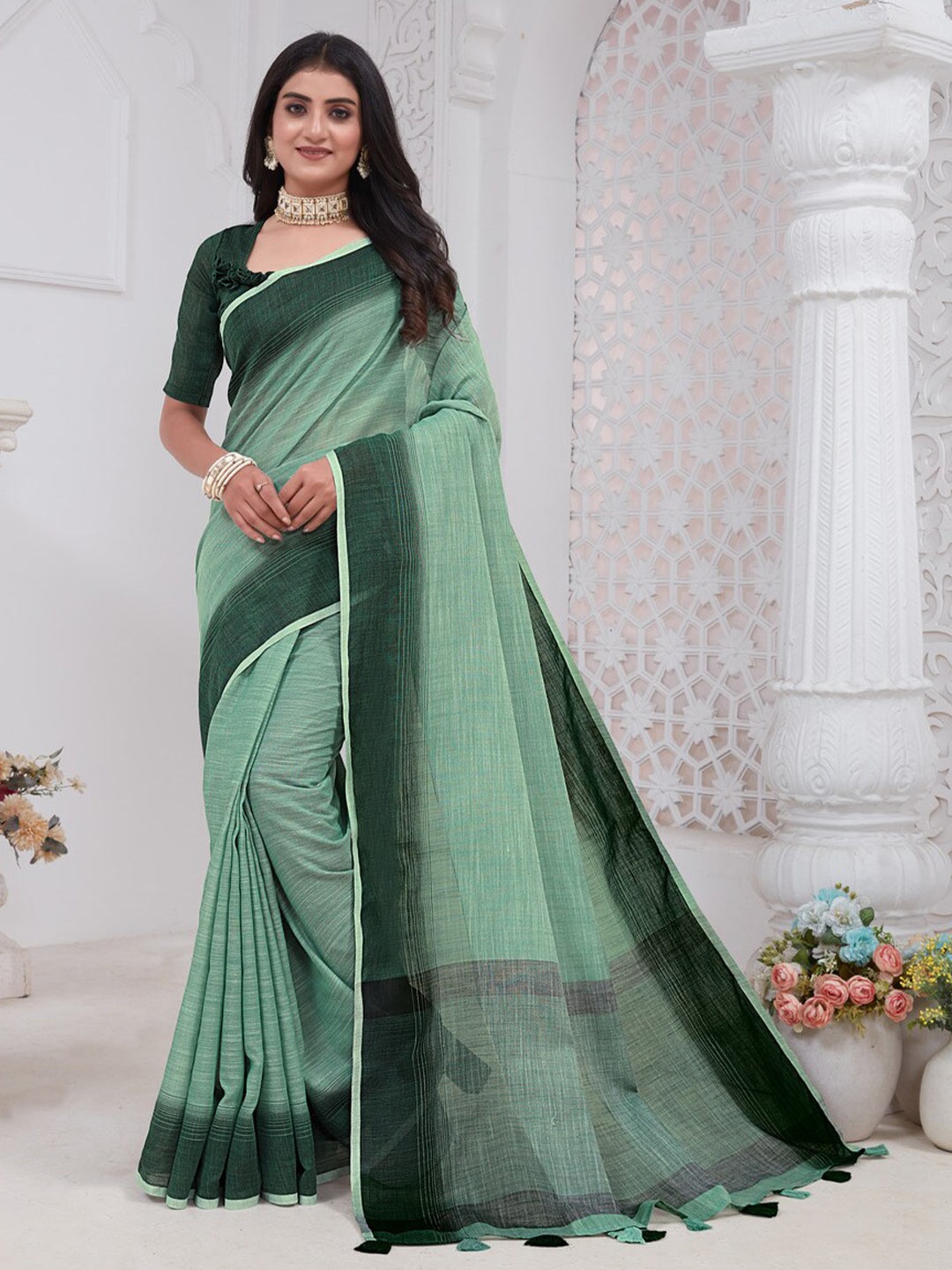 

GAJARAI Woven Design Jacquard Saree, Turquoise blue