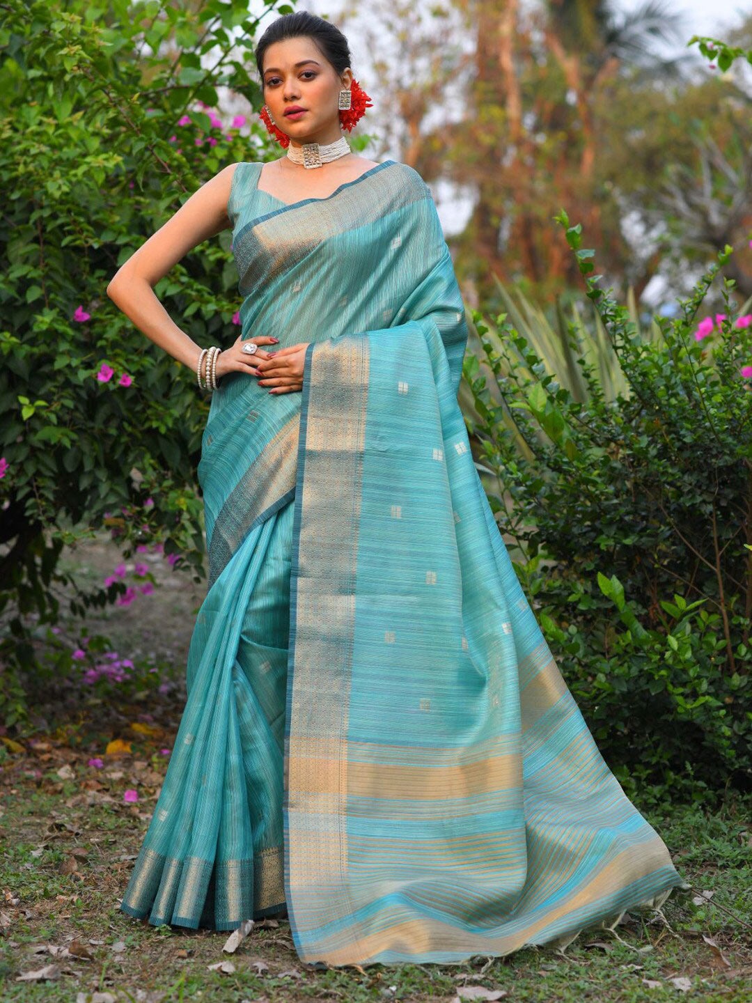 

KARAGIRI Geometric Woven Design Zari Detailed Saree, Blue