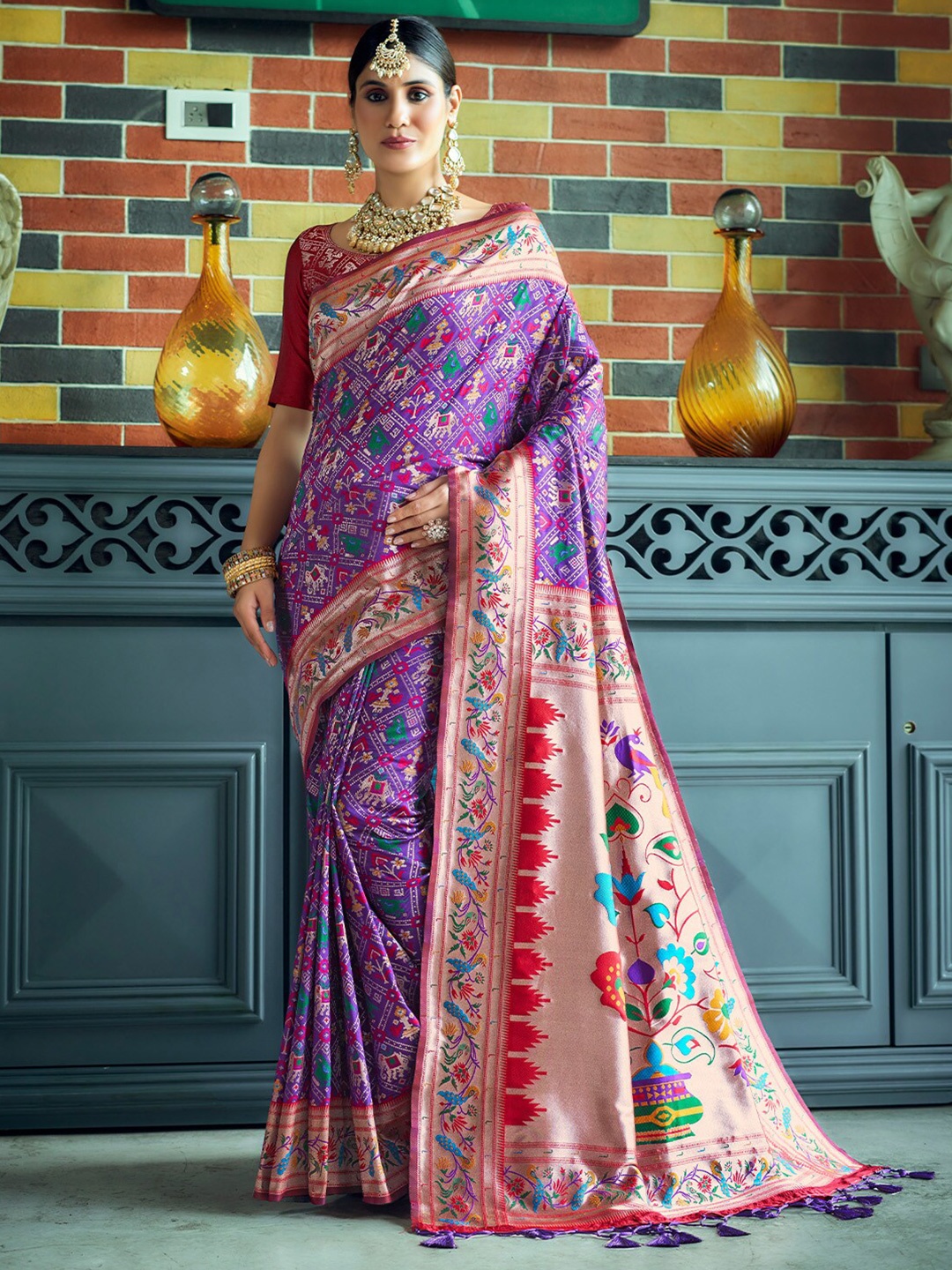 

KARAGIRI Ethnic Motifs Woven Design Zari Paithani Saree, Violet