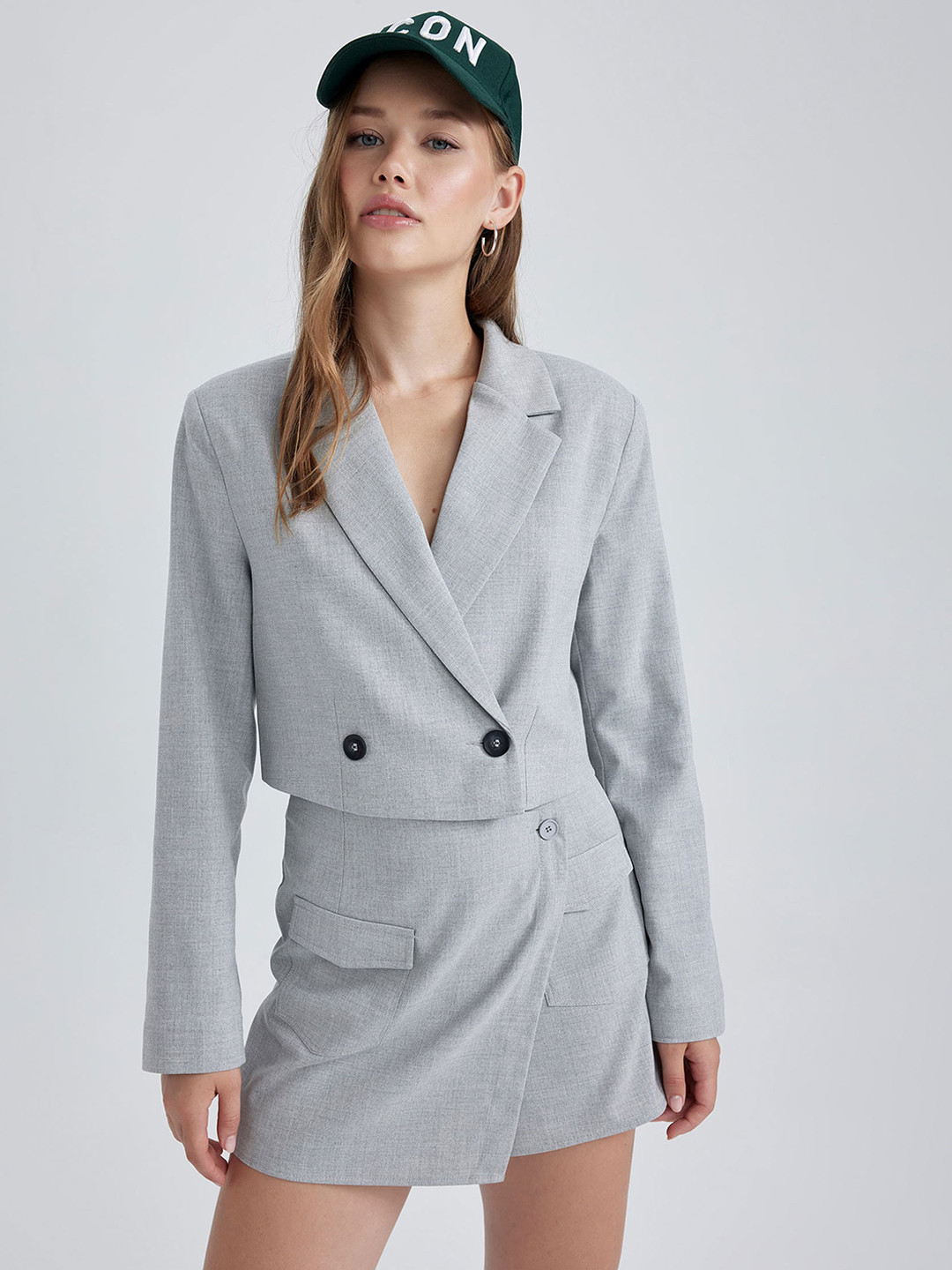 

DeFacto Double Breasted Notched Lapel Collar Blazer, Grey