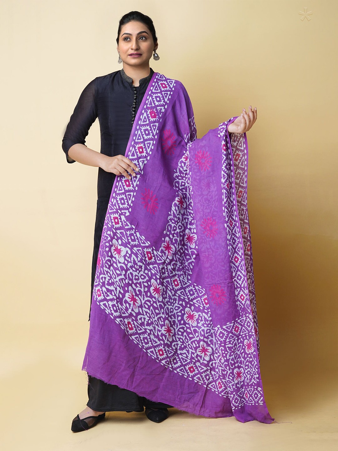 

Unnati Silks Ethnic Motifs Batik Printed Pure Cotton Dupatta, Violet