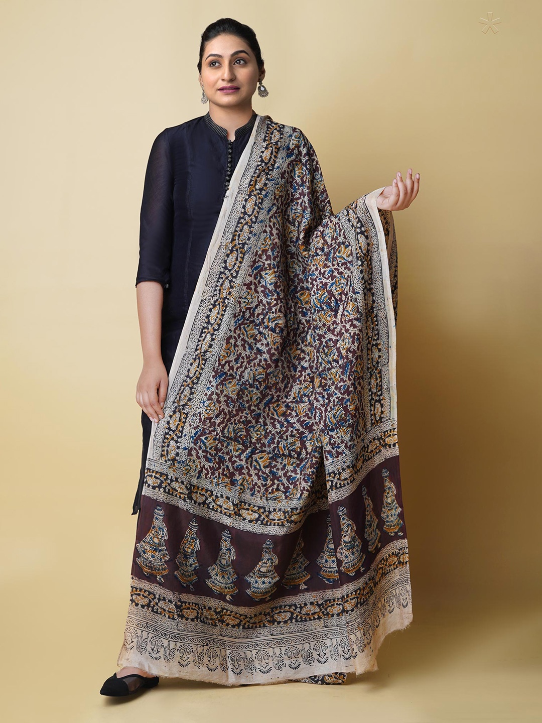 

Unnati Silks Ethnic Motifs Printed Kalamkari Dupatta, Brown