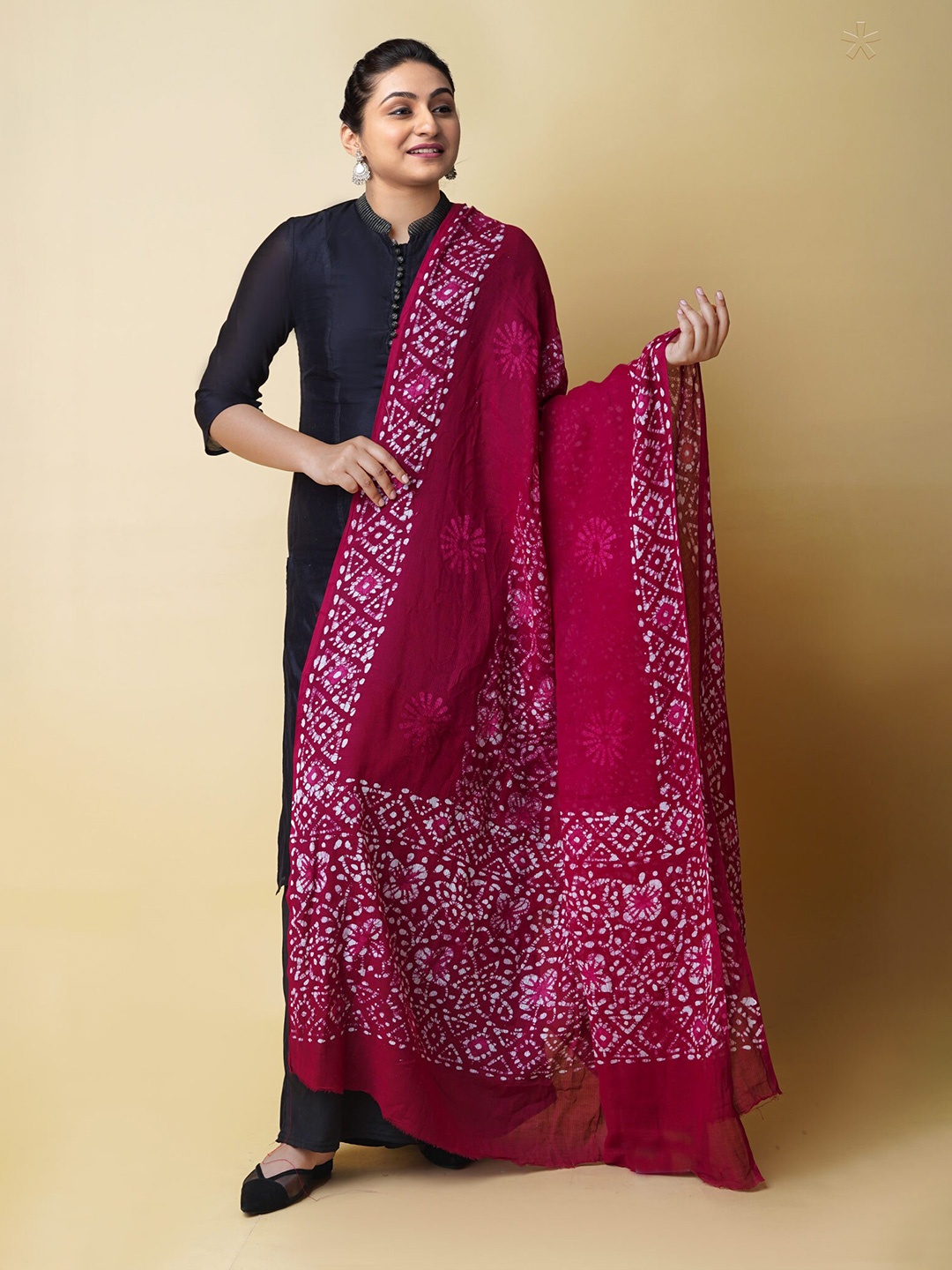

Unnati Silks Ethnic Motifs Printed Pure Cotton Batik Dupatta, Maroon