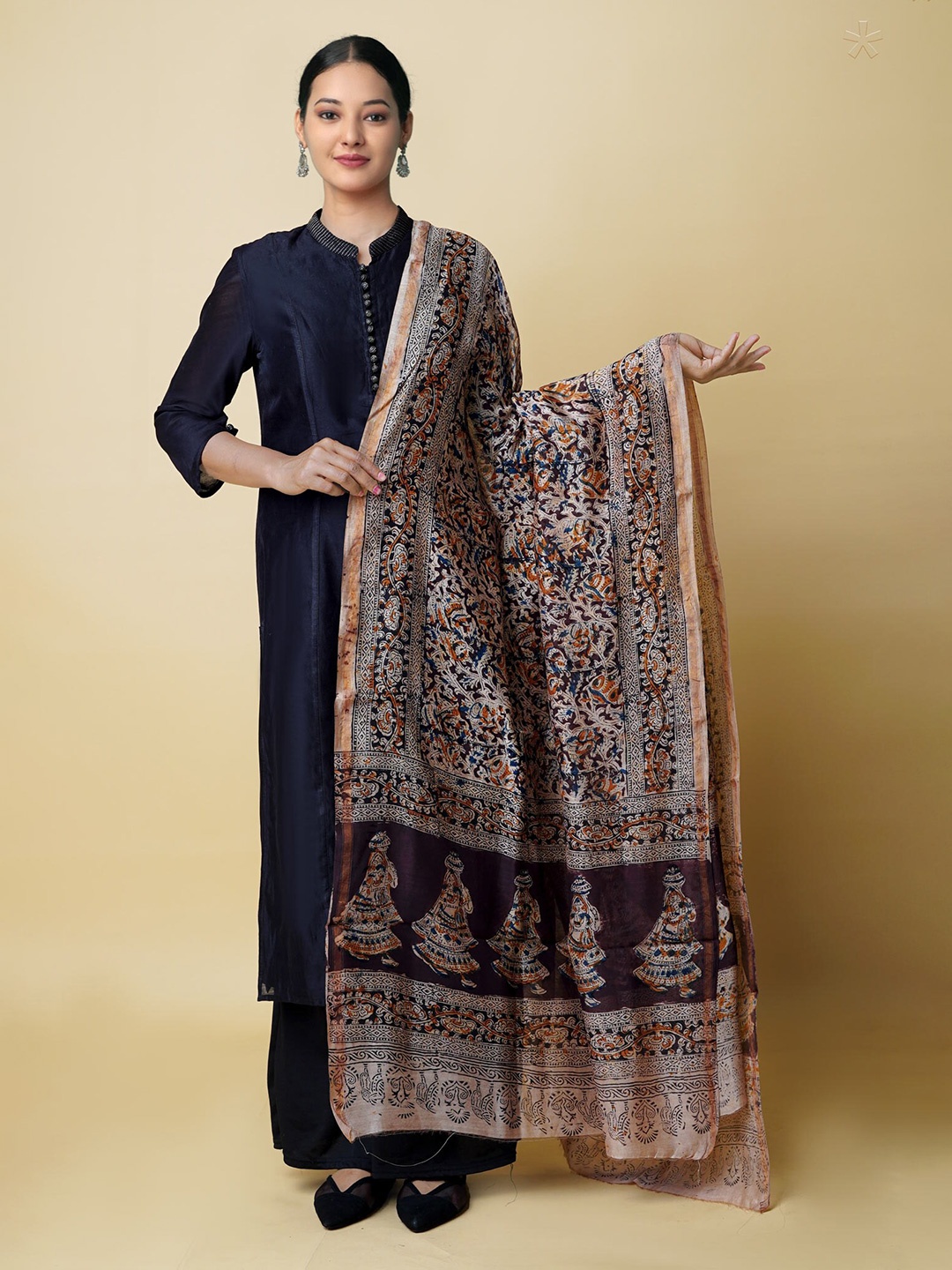 

Unnati Silks Ethnic Motifs Printed Kalamkari Dupatta, Cream