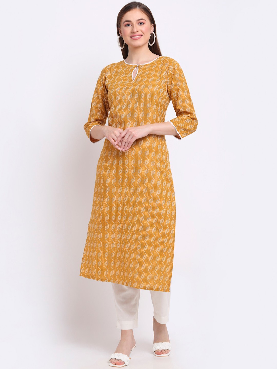 

LARGISH Geometric Printed Keyhole Neck Pure Cotton Straight Kurta, Yellow