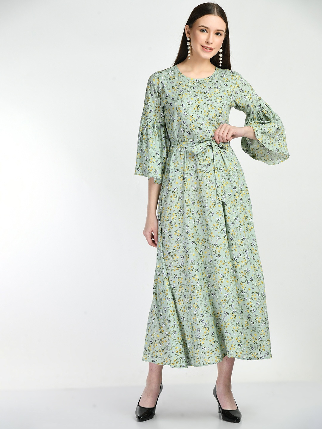 

DressBerry Green Floral Printed Bell Sleeve Tie Up Fit & Flare Dress