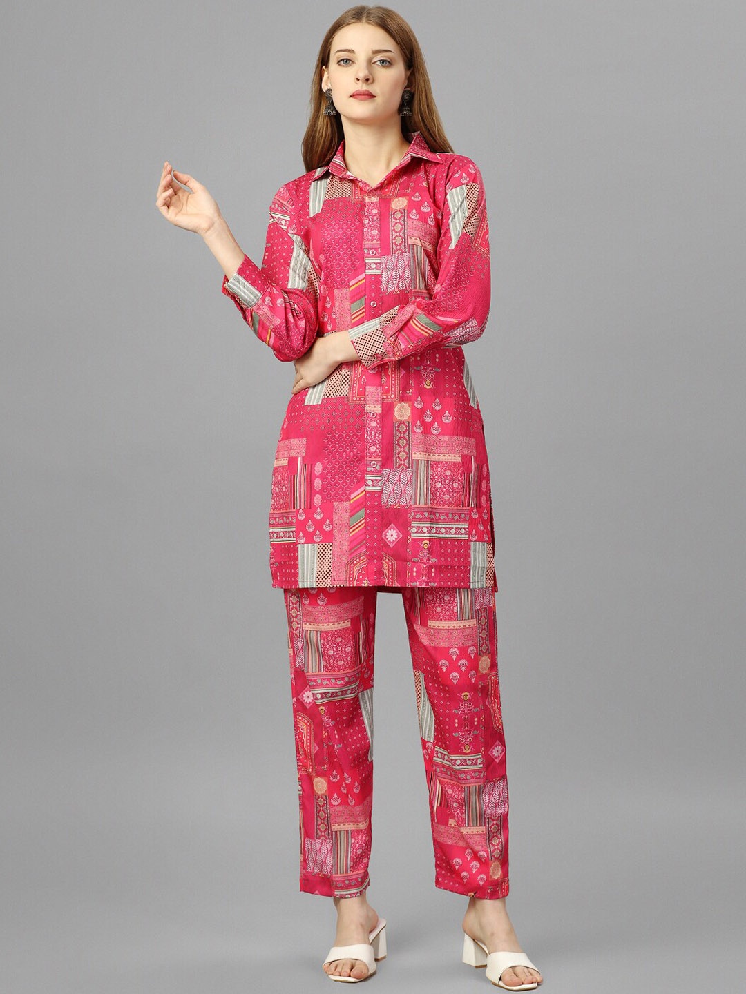 

Ekta Textiles Ethnic Motifs Printed Shirt Collar Long Line Shirt & Trouser Kurta Set, Pink