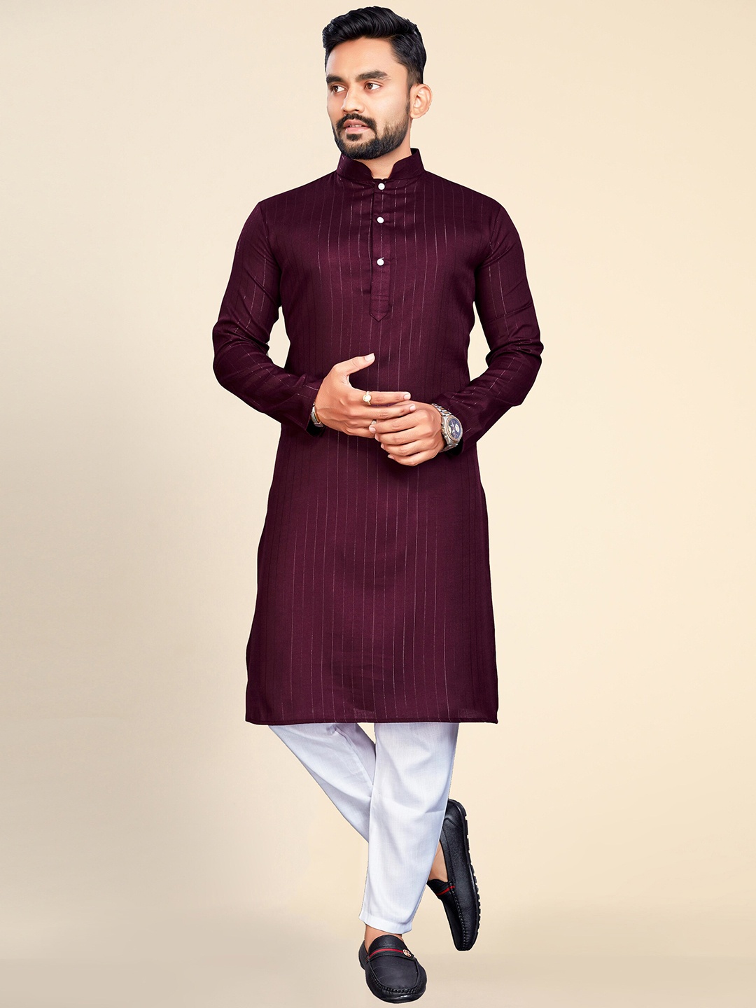 

Ekta Textiles Striped Jacquard Pure Cotton Kurta With Pyjamas, Purple