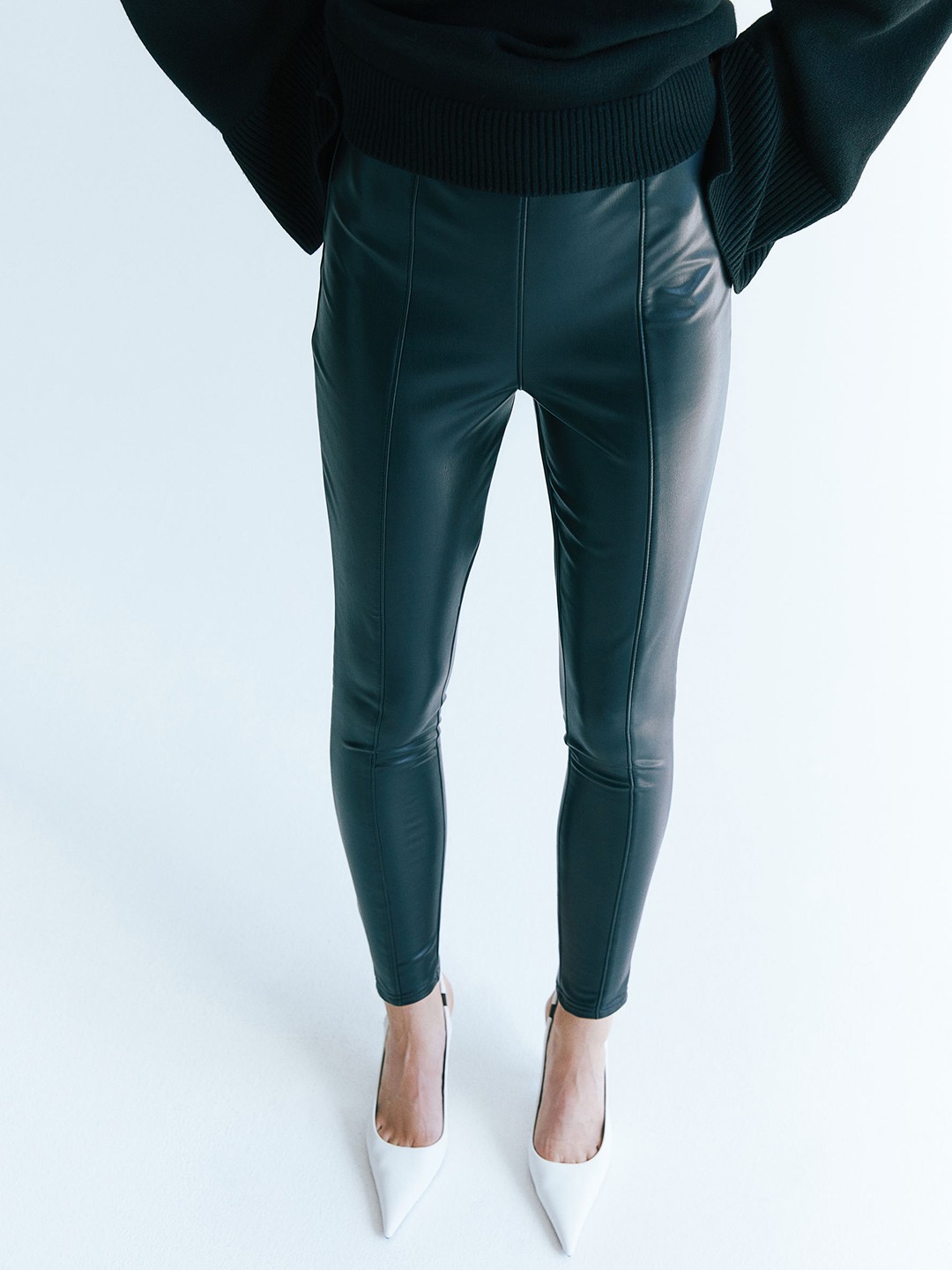 

H&M Crease-Front Leggings, Black