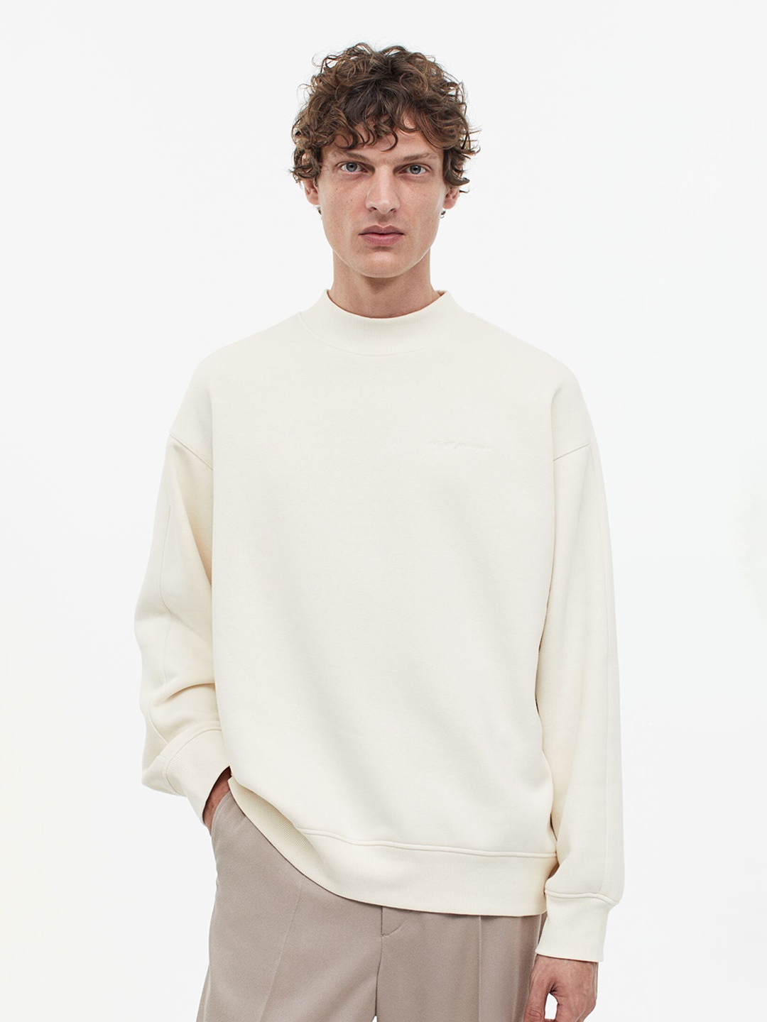 

H&M Relaxed Fit Sweatshirts, Beige