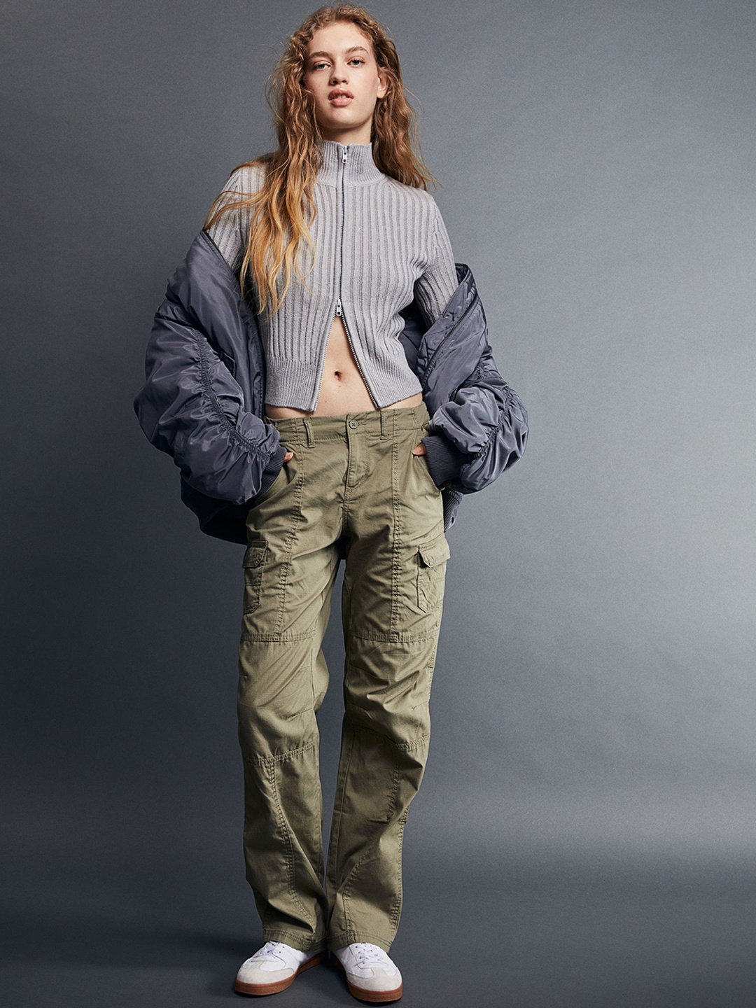 

H&M Women Low-Waisted Cargo Trousers, Green