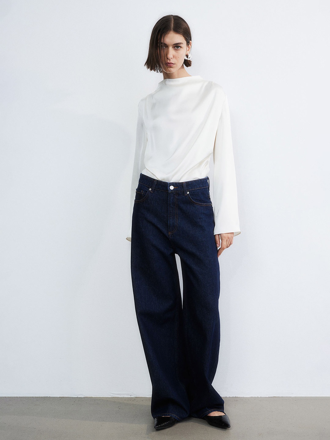 

H&M Satin Long Sleeves Top, White
