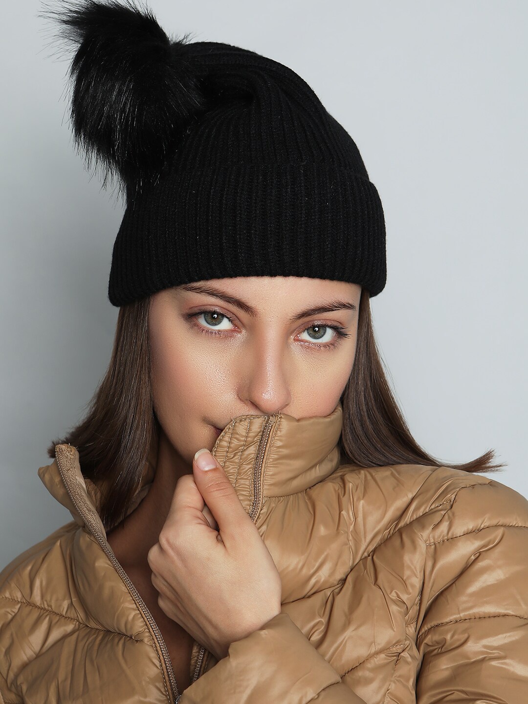 

Vero Moda Women Pompom Self Design Beanie, Black