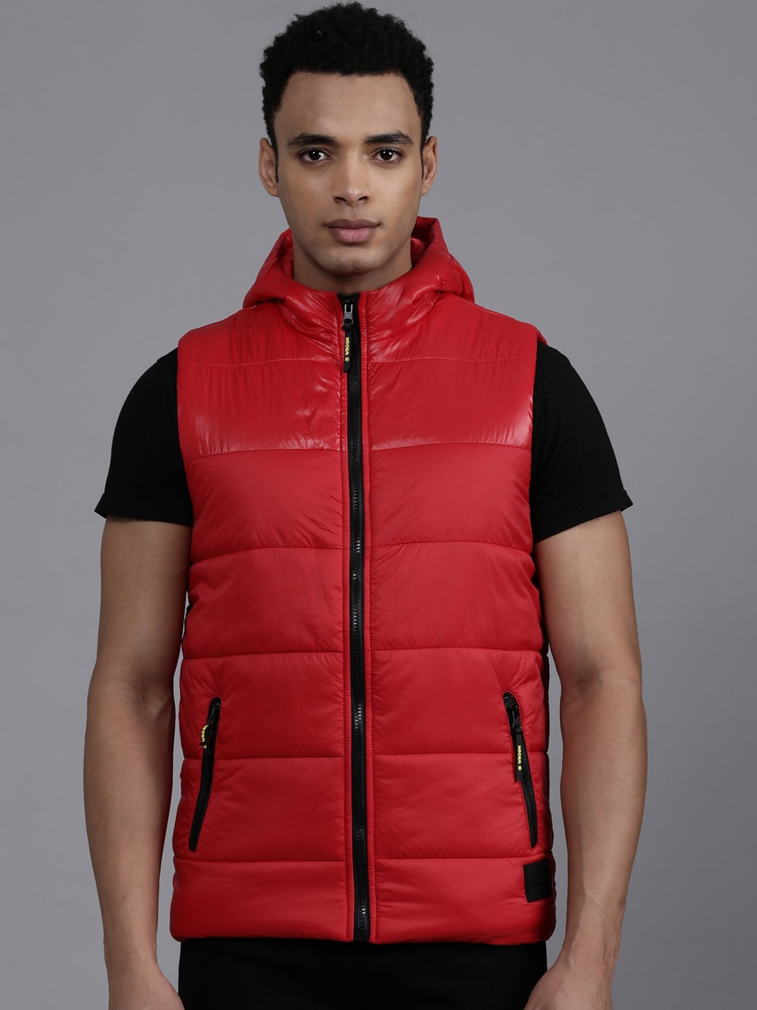 

WROGN Hooded Sleeveless Padded Jacket, Red