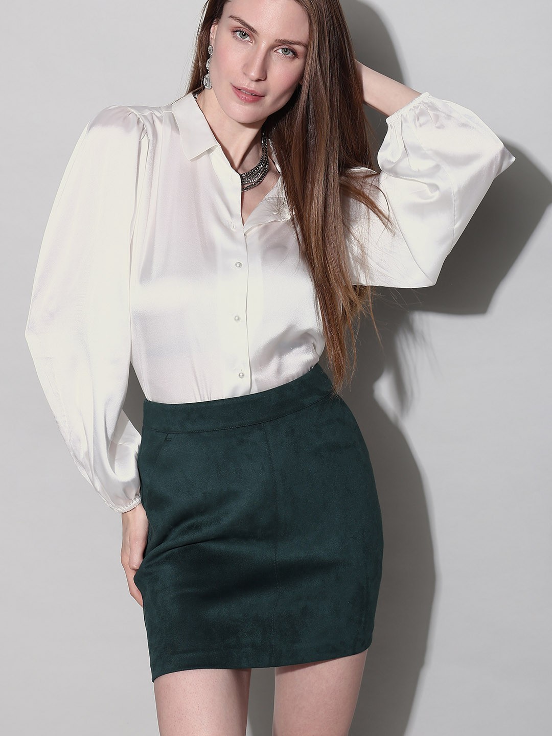 

Vero Moda Spread Collar Opaque Cuffed Sleeves Casual Shirt, White