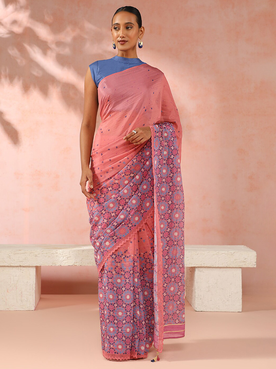 

Taneira Geometric Printed Silk Cotton Saree, Pink