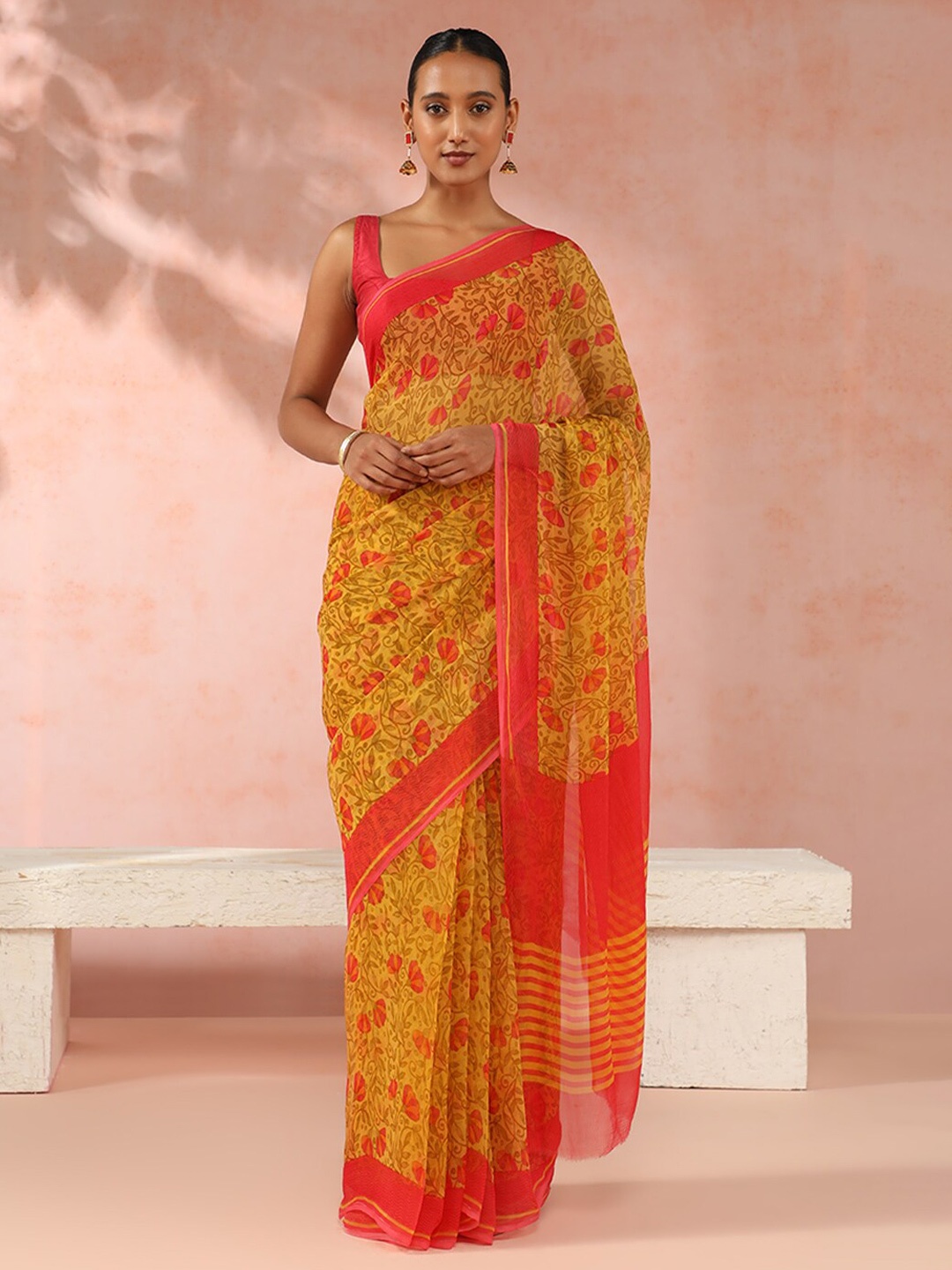 

Taneira Floral Printed Pure Silk Saree, Yellow