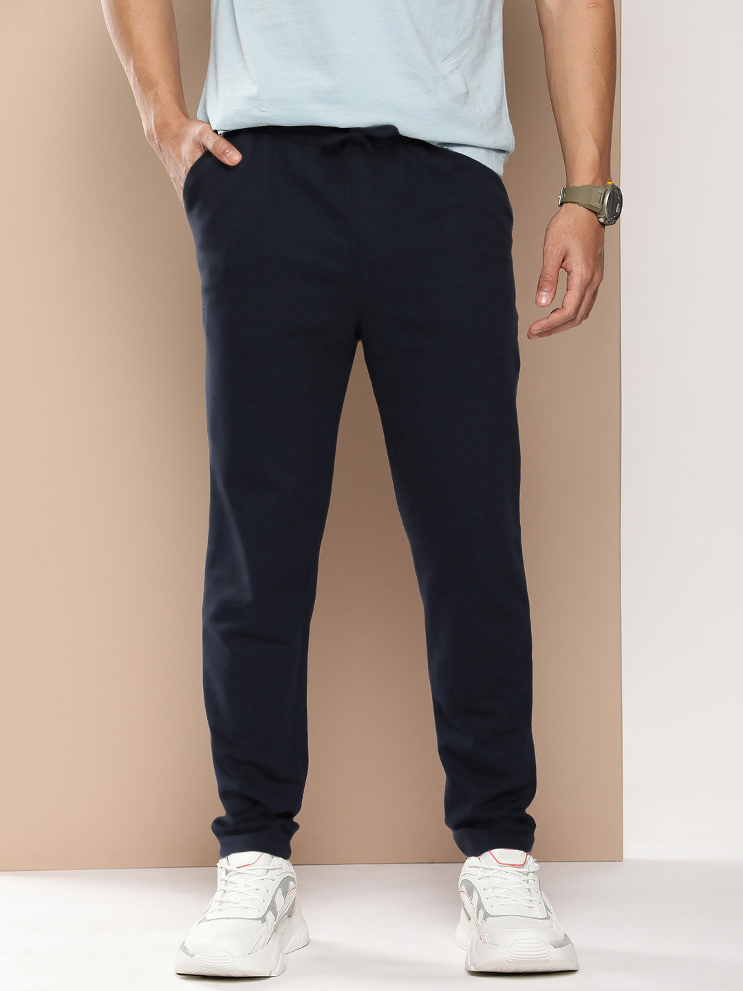 

INVICTUS Men Mid Rise Regular Track Pants, Navy blue