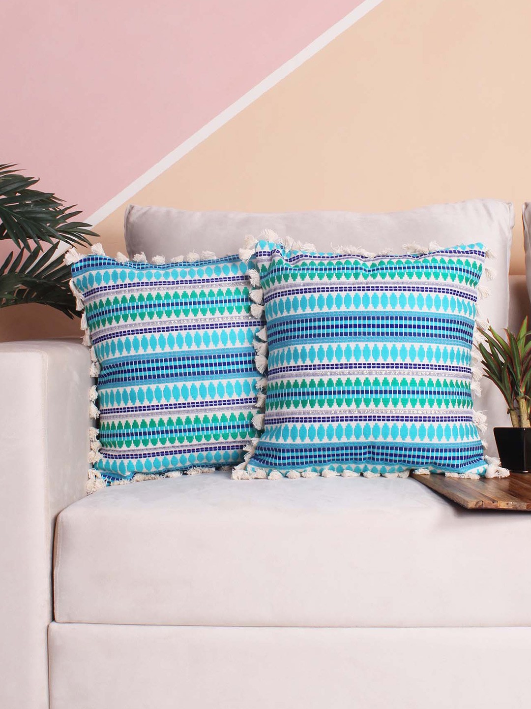 

STITCHNEST Blue & White 2-Pieces Ethnic Motifs Woollen Square Cushion Covers