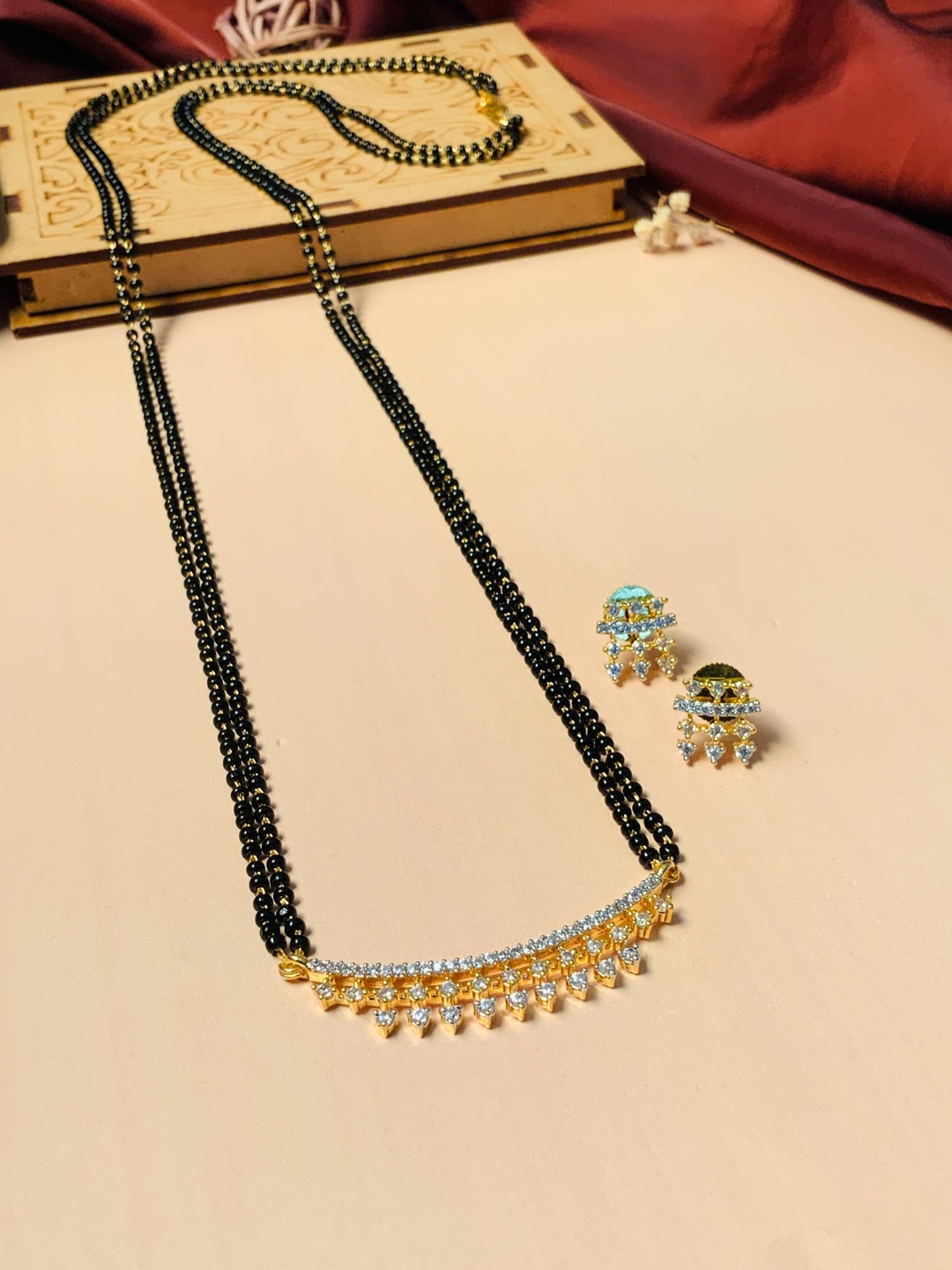 

ABDESIGNS Gold-Plated Stone-Studded & Beaded Mangalsutra With Earrings