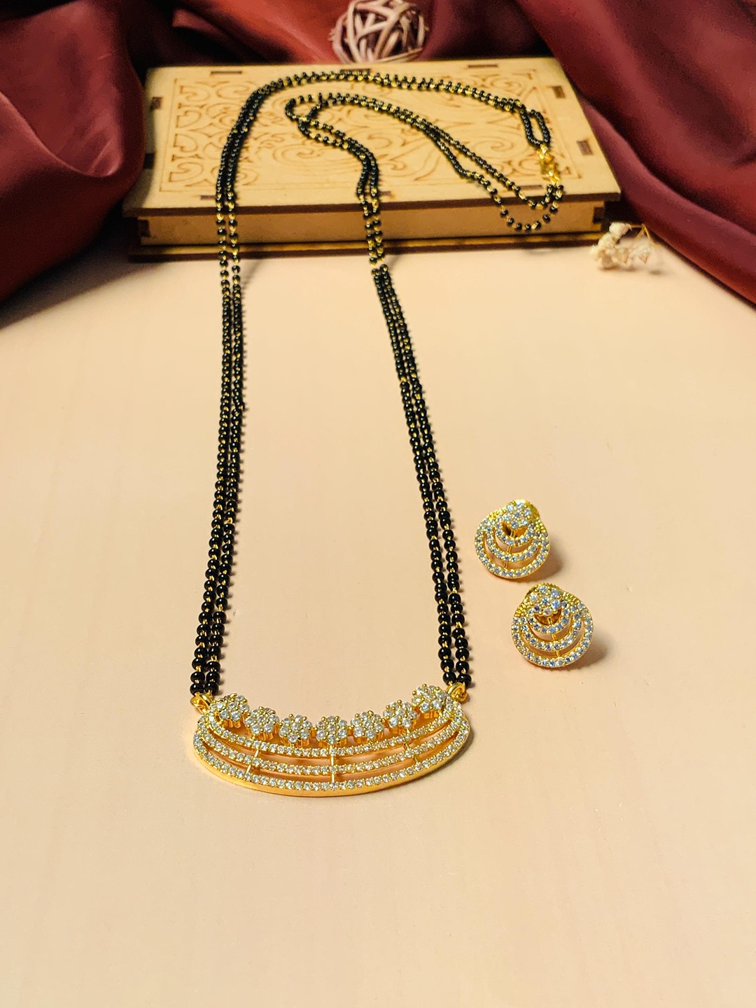 

ABDESIGNS Gold-Plated Stone Studded & Beaded Mangalsutra With Earrings