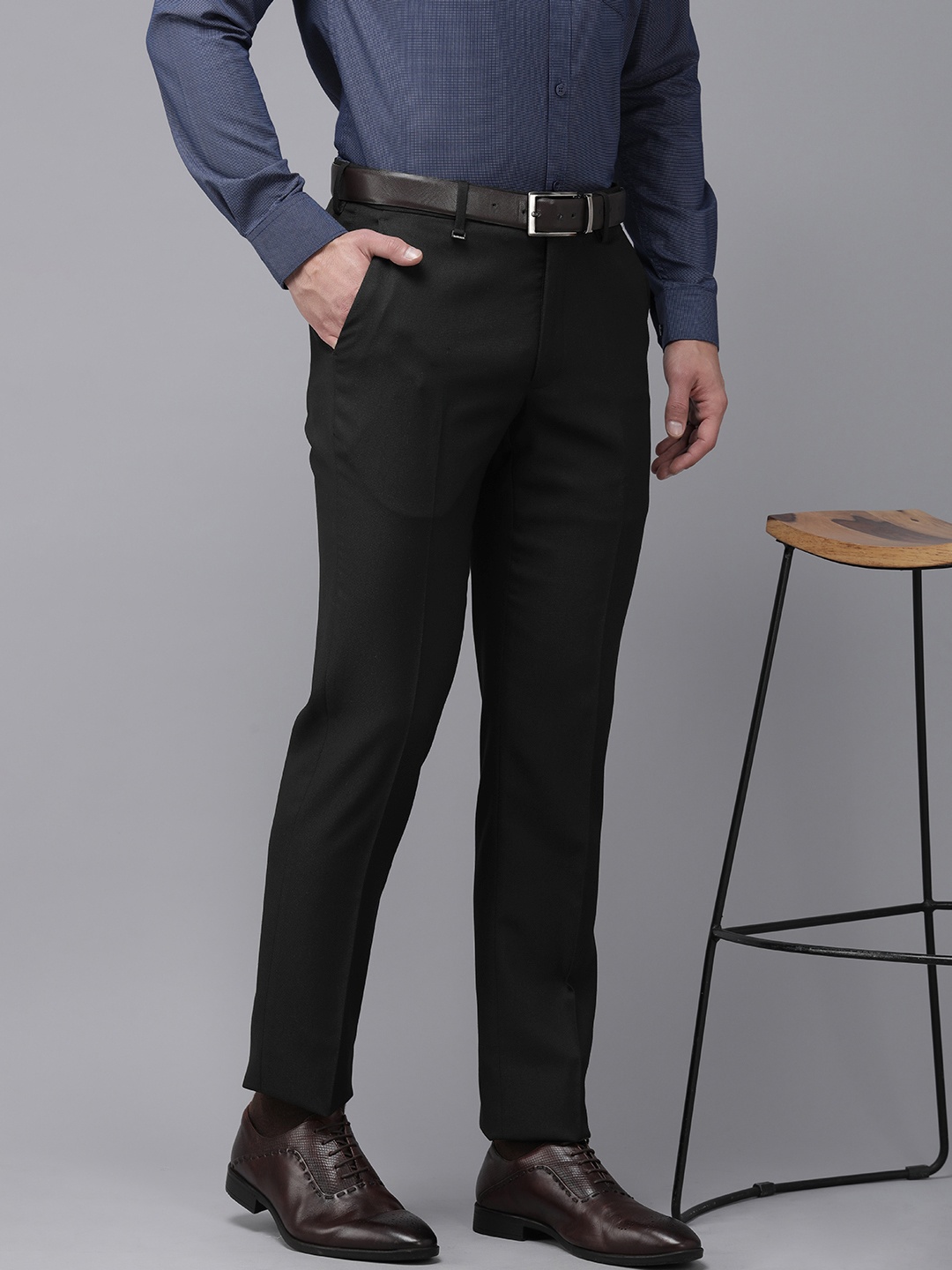 

Van Heusen Men Mid-Rise Textured Slim Fit Trousers, Black