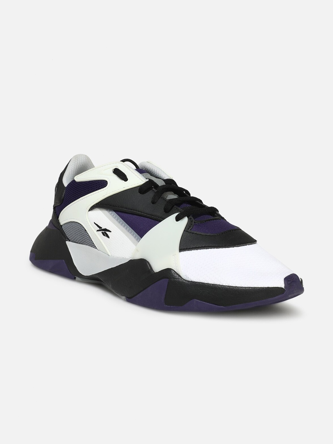 

Reebok Classic Unisex Classics Preseason1 Walking Shoes, White