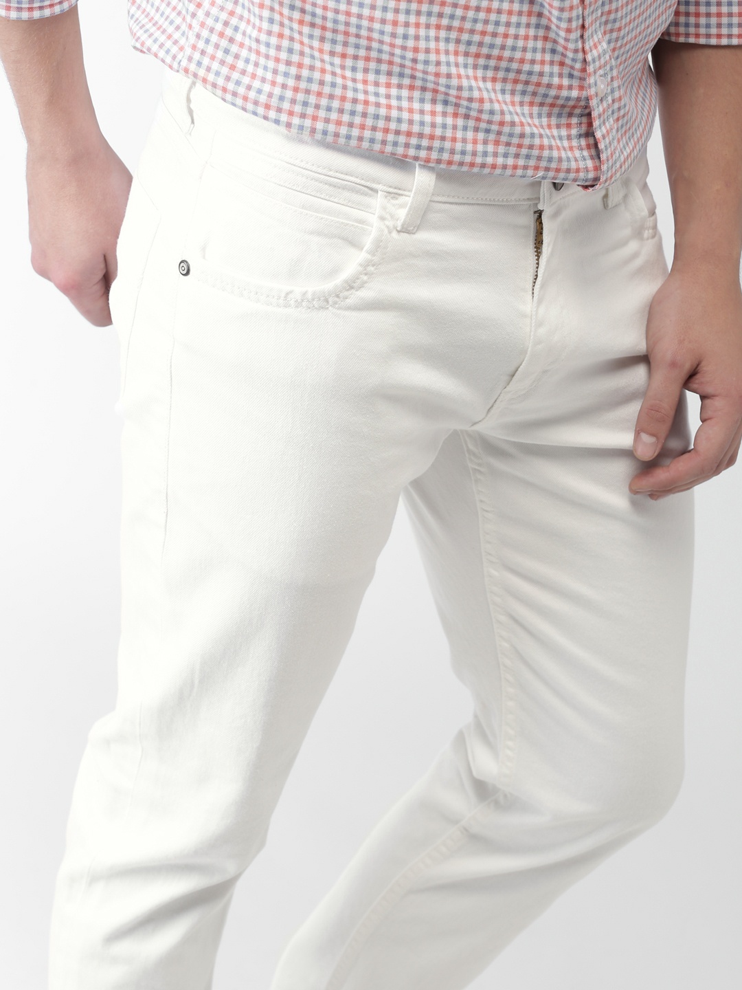 

Mast & Harbour Men White Slim Fit Mid-Rise Clean Look Stretchable Jeans