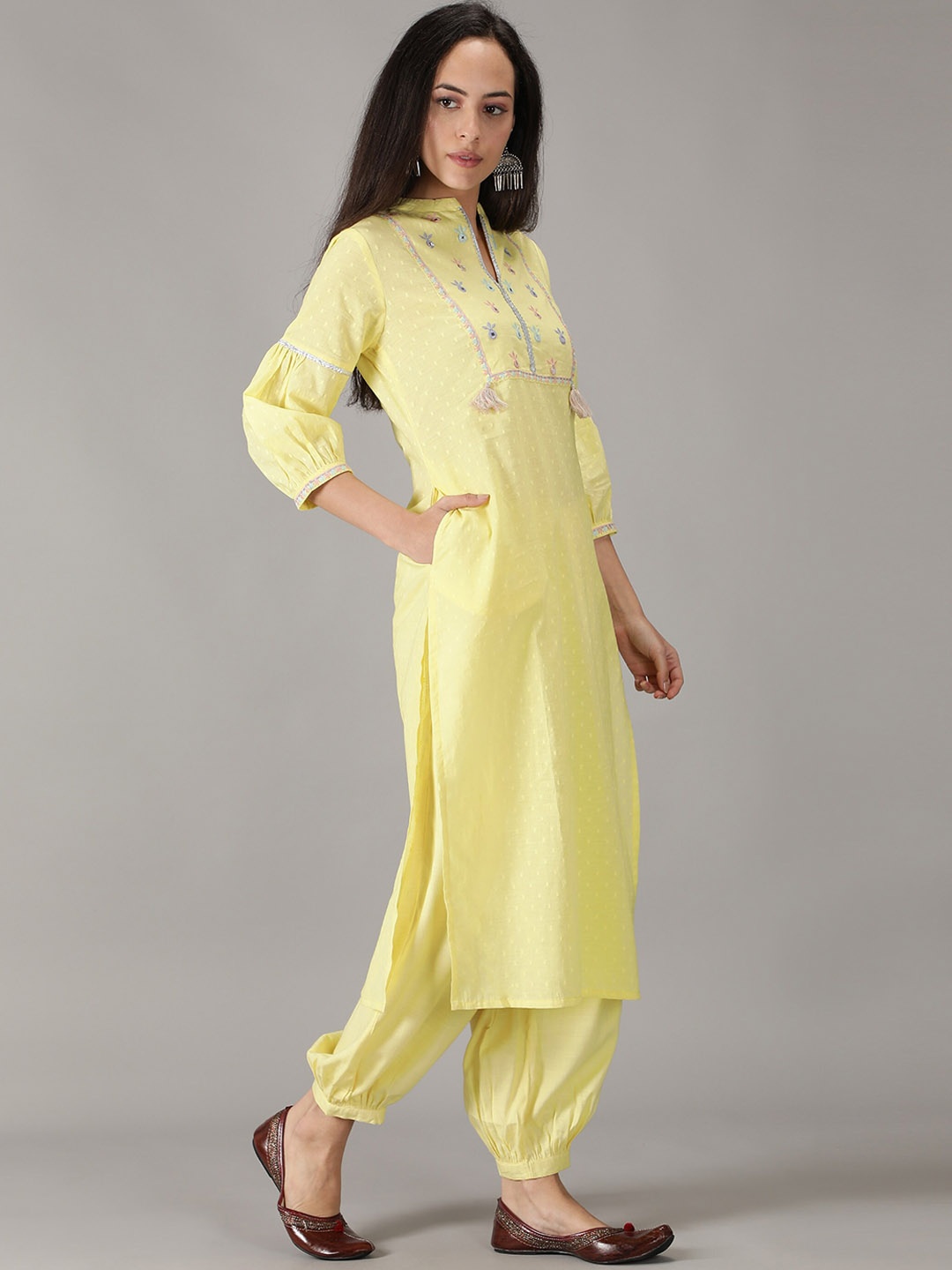 

KASYA Yoke Design Thread Work Pure Cotton Kurta With Patiala, Yellow