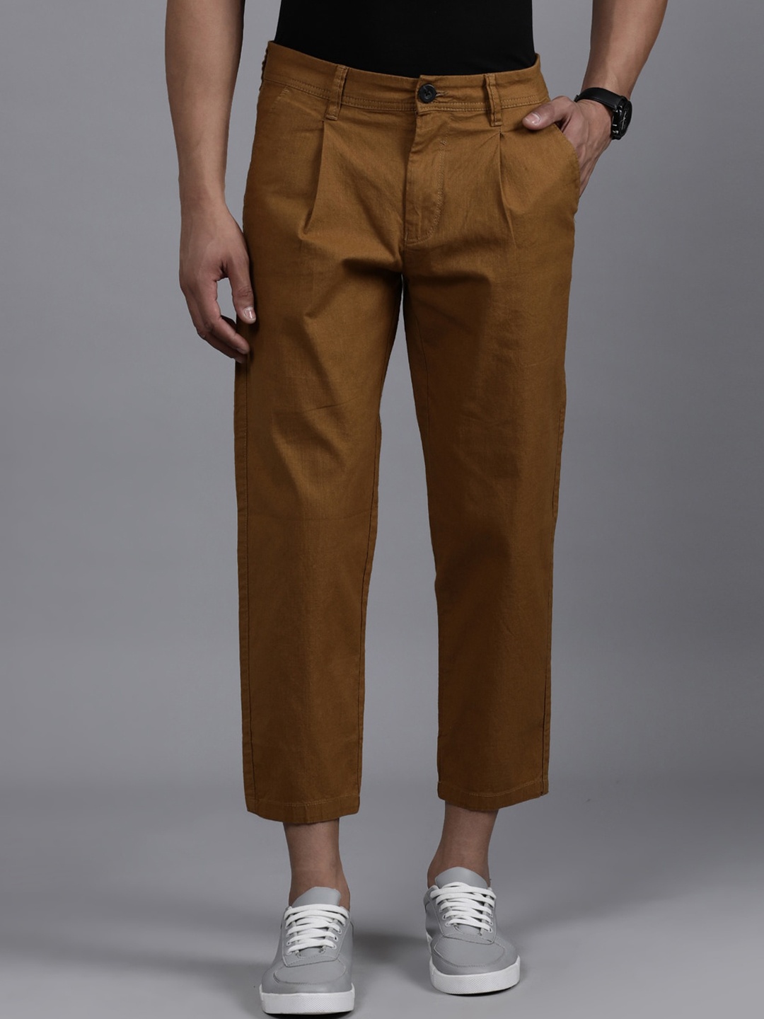 

WROGN Men Mid Rise Cotton Trousers, Brown