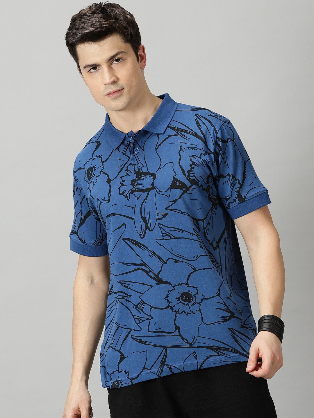 

THE HOLLANDER Graphic Printed Polo Collar Regular Fit Cotton Casual T-shirt, Blue