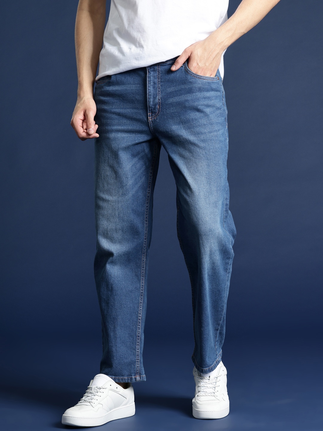 

Mast & Harbour Men Straight Fit Light Fade Stretchable Jeans, Blue