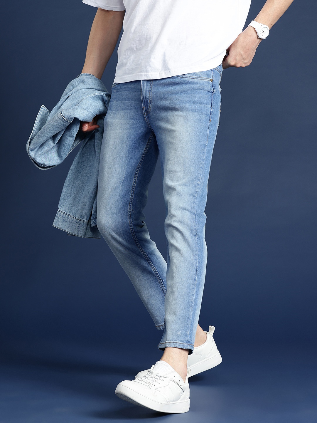 

Mast & Harbour Men Relaxed Fit Light Fade Stretchable Jeans, Blue