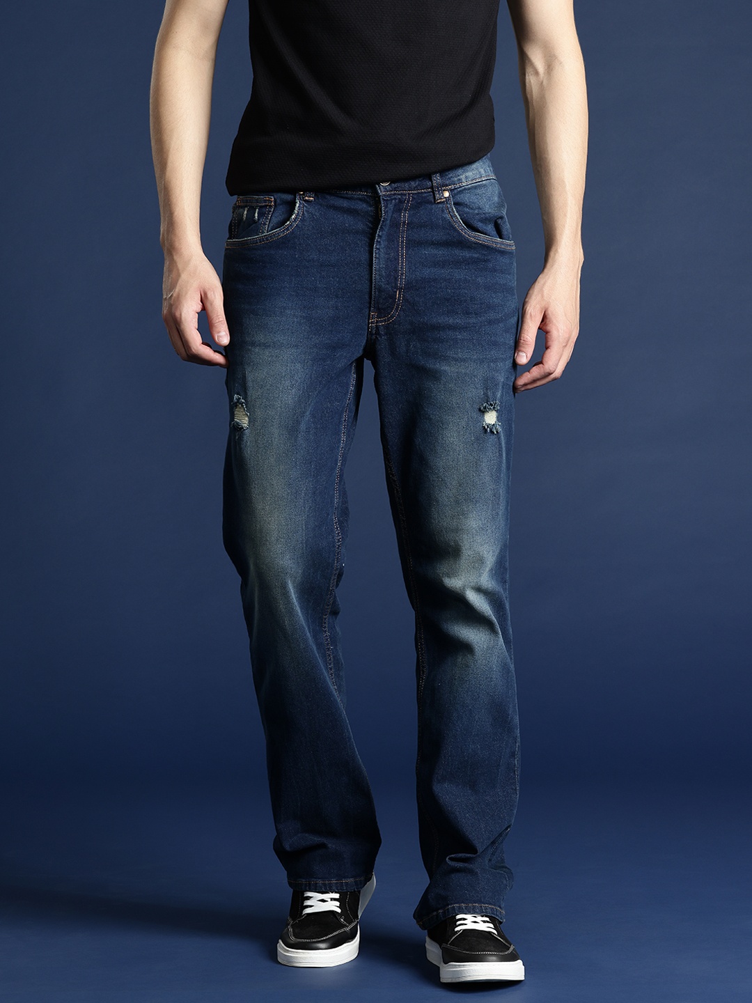 

Mast & Harbour Men Bootcut Mildly Distressed Light Fade Stretchable Jeans, Blue