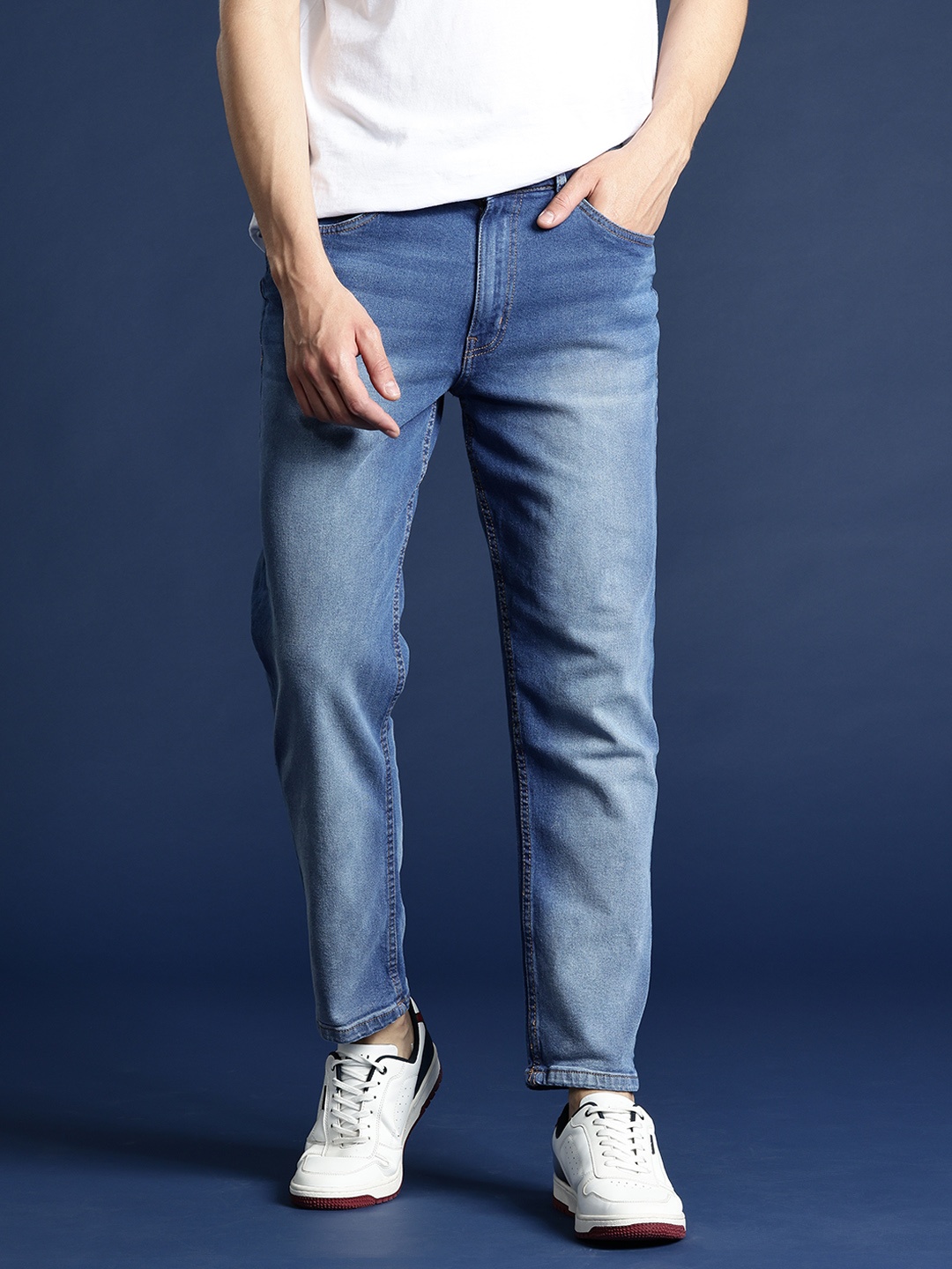 

Mast & Harbour Men Relaxed Fit Light Fade Stretchable Jeans, Blue