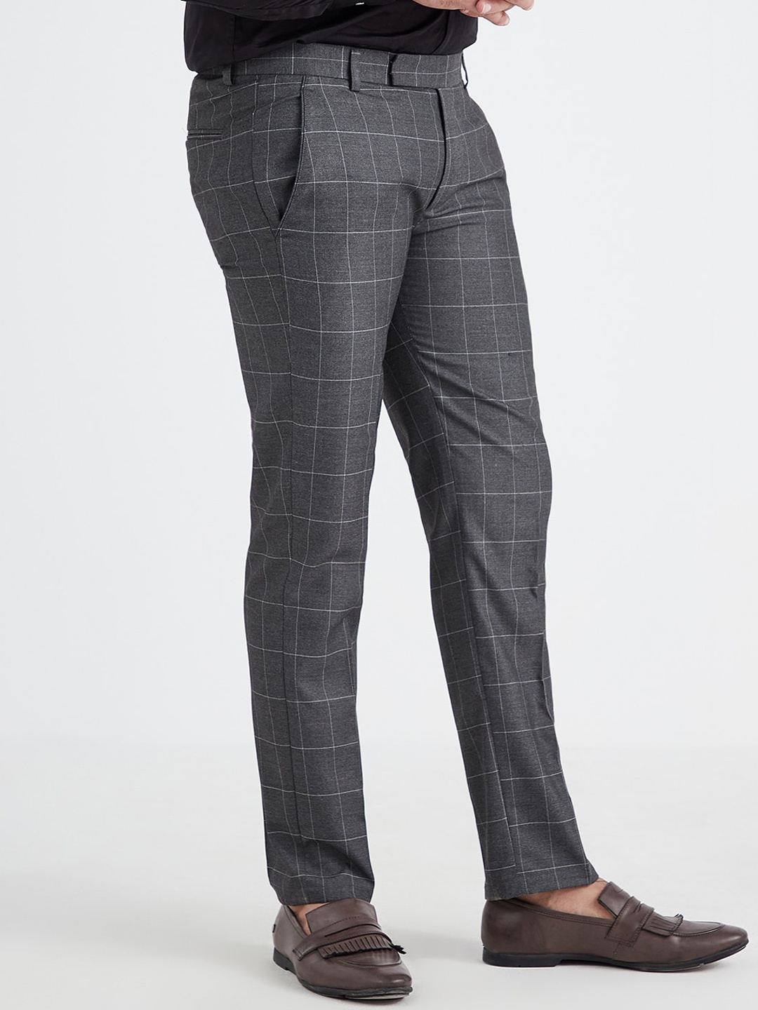 

MR BUTTON Men Mid Rise Plain Checked Slim Fit Formal Trousers, Grey
