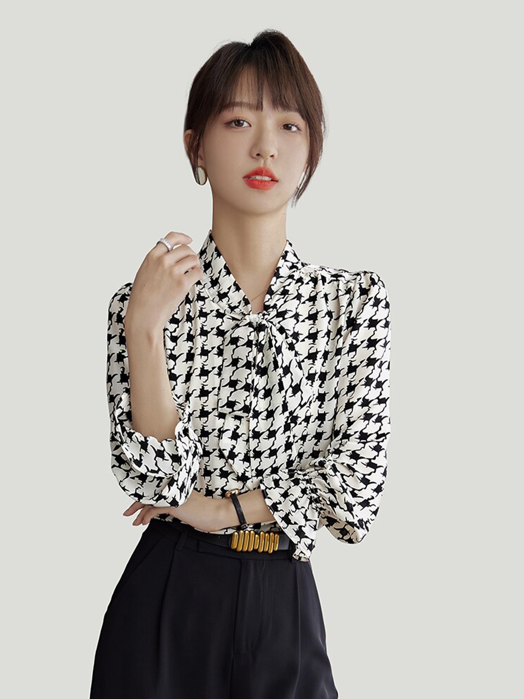 

JC Collection Graphic Printed Tie-Up Collar Puff Sleeves Casual Shirt, White