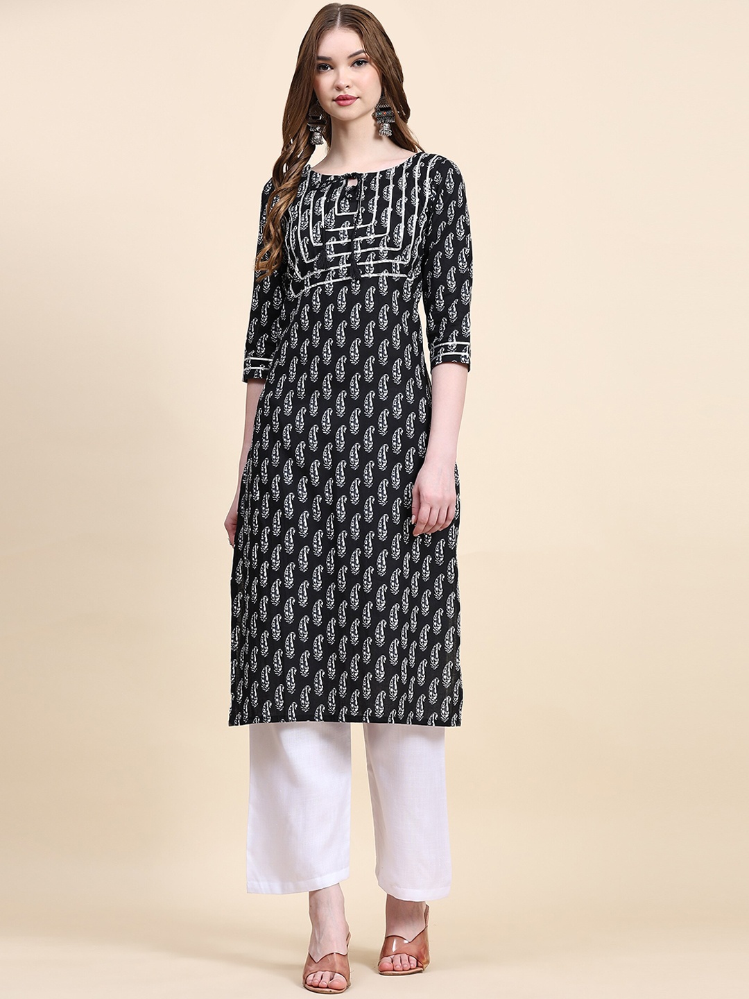 

Nimidiya Paisley Printed Regular Pure Cotton Kurta with Trousers, Black